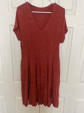 V-Neck Crinkle Short Sleeve Dress - Rust